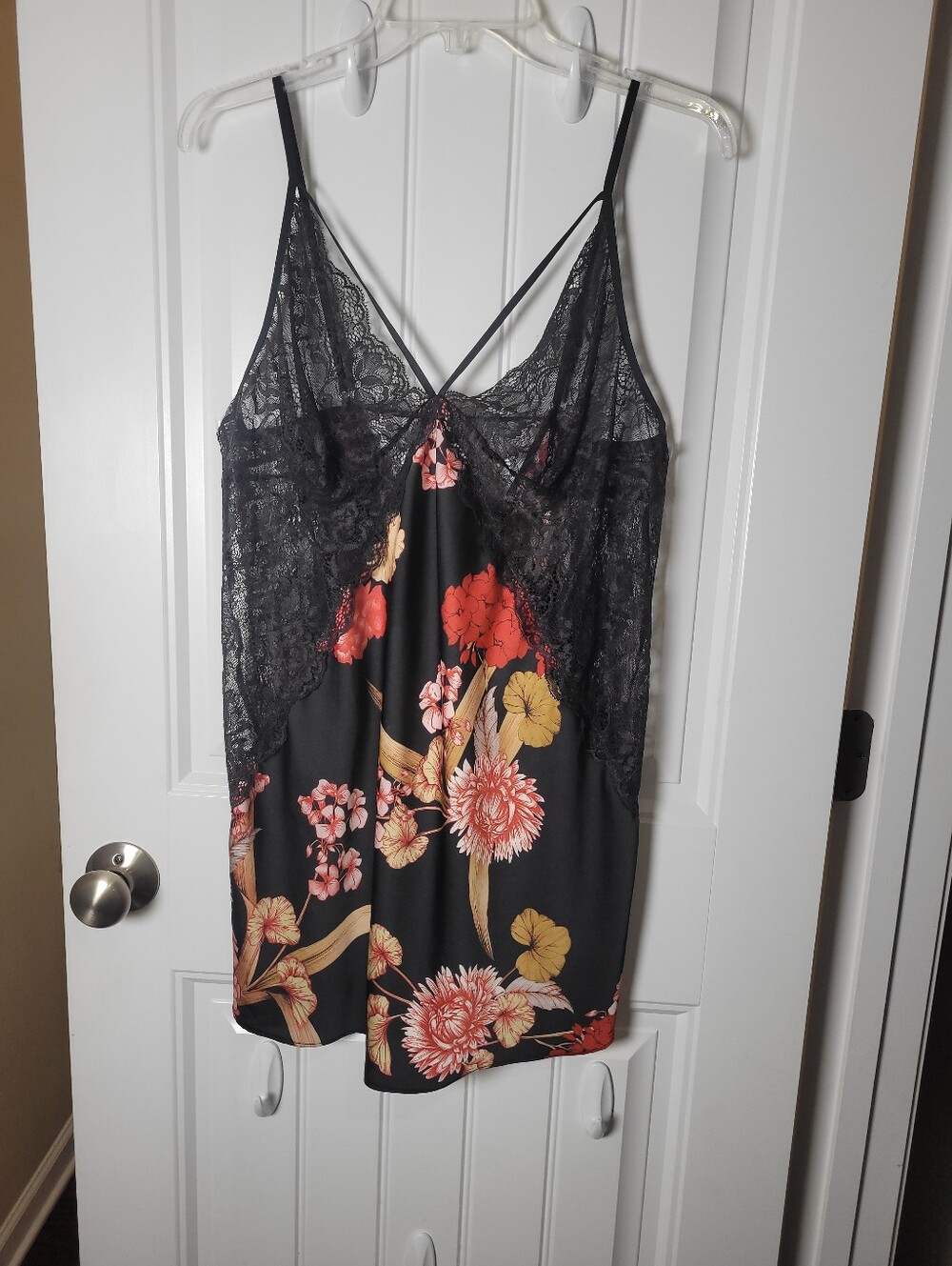 Fox & Royal Black Floral Lace Camisole - Spaghetti Strap